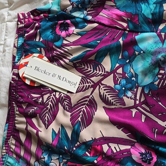 Vibrant Floral Flowing Skirt - Picture 2 of 4